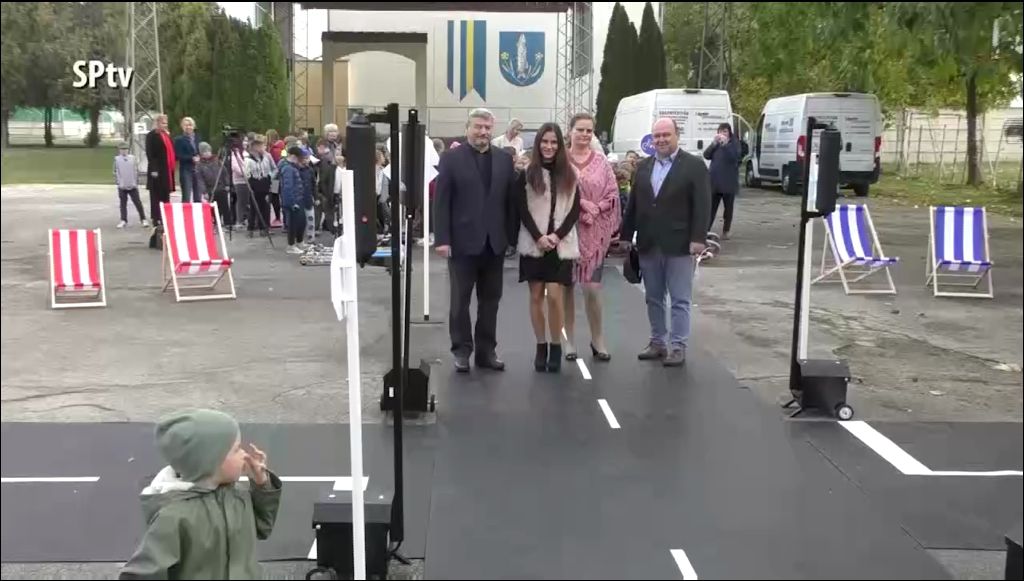 Mobil Közlekedési Pálya A Gyerekeknek